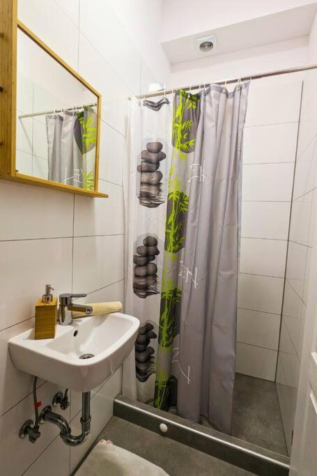Cozy Ensuite Room In Zagreb Center المظهر الخارجي الصورة